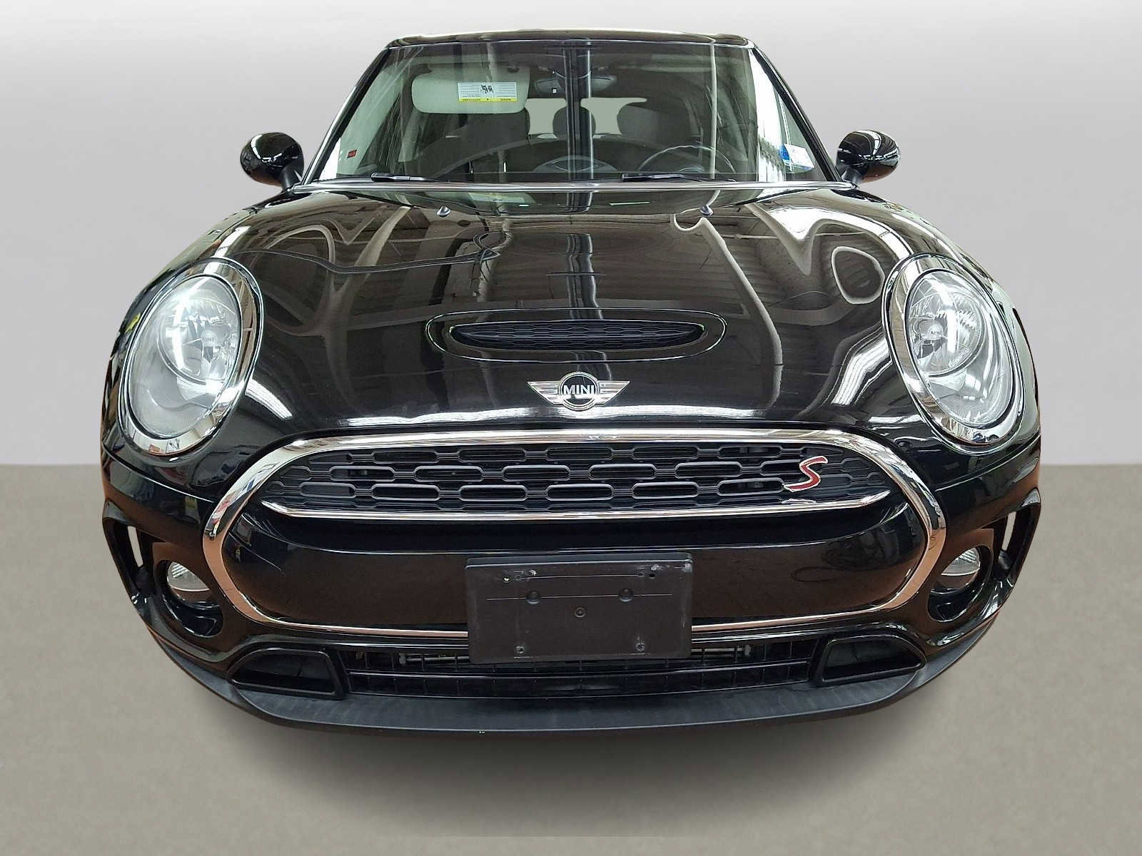 Used 2017 MINI Cooper Clubman S image 2