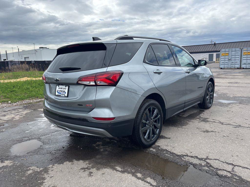 Used 2024 Chevrolet Equinox RS AWD/4WD image 7