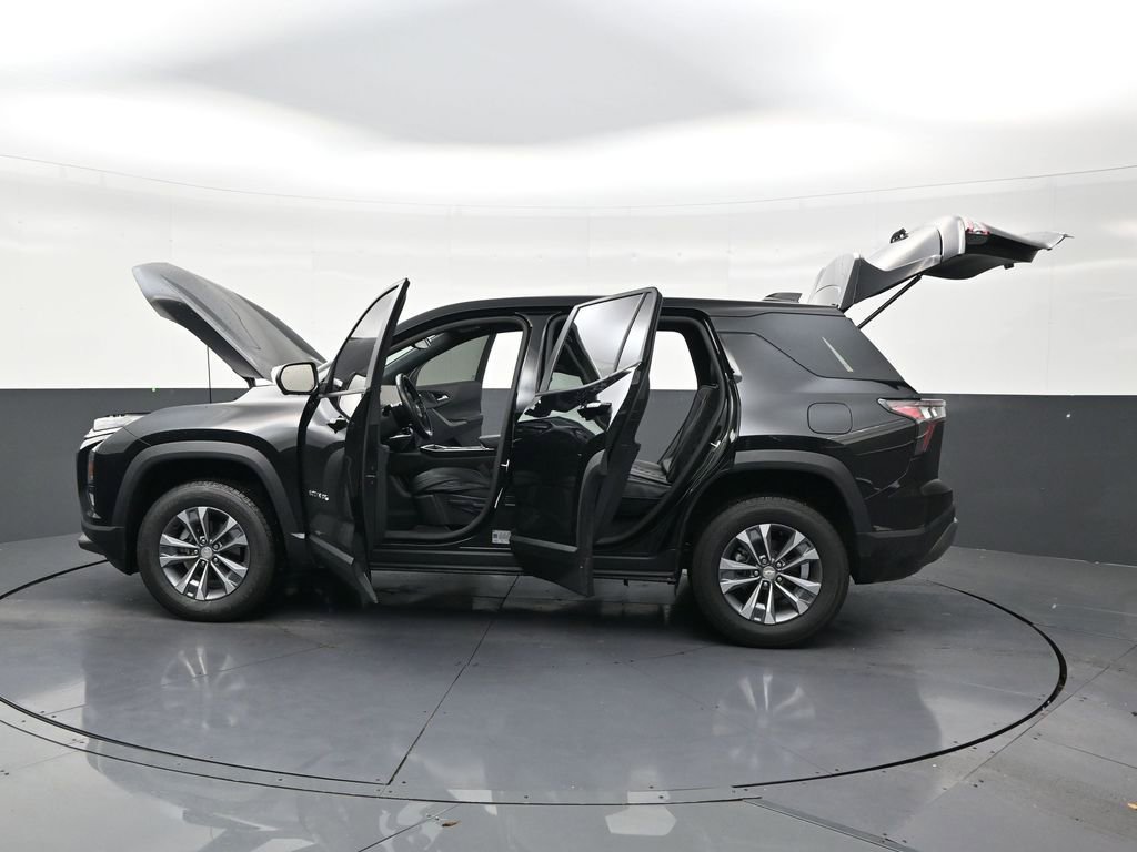 Used 2025 Chevrolet Equinox LT w/ Safety and Technology Package FWD image 31
