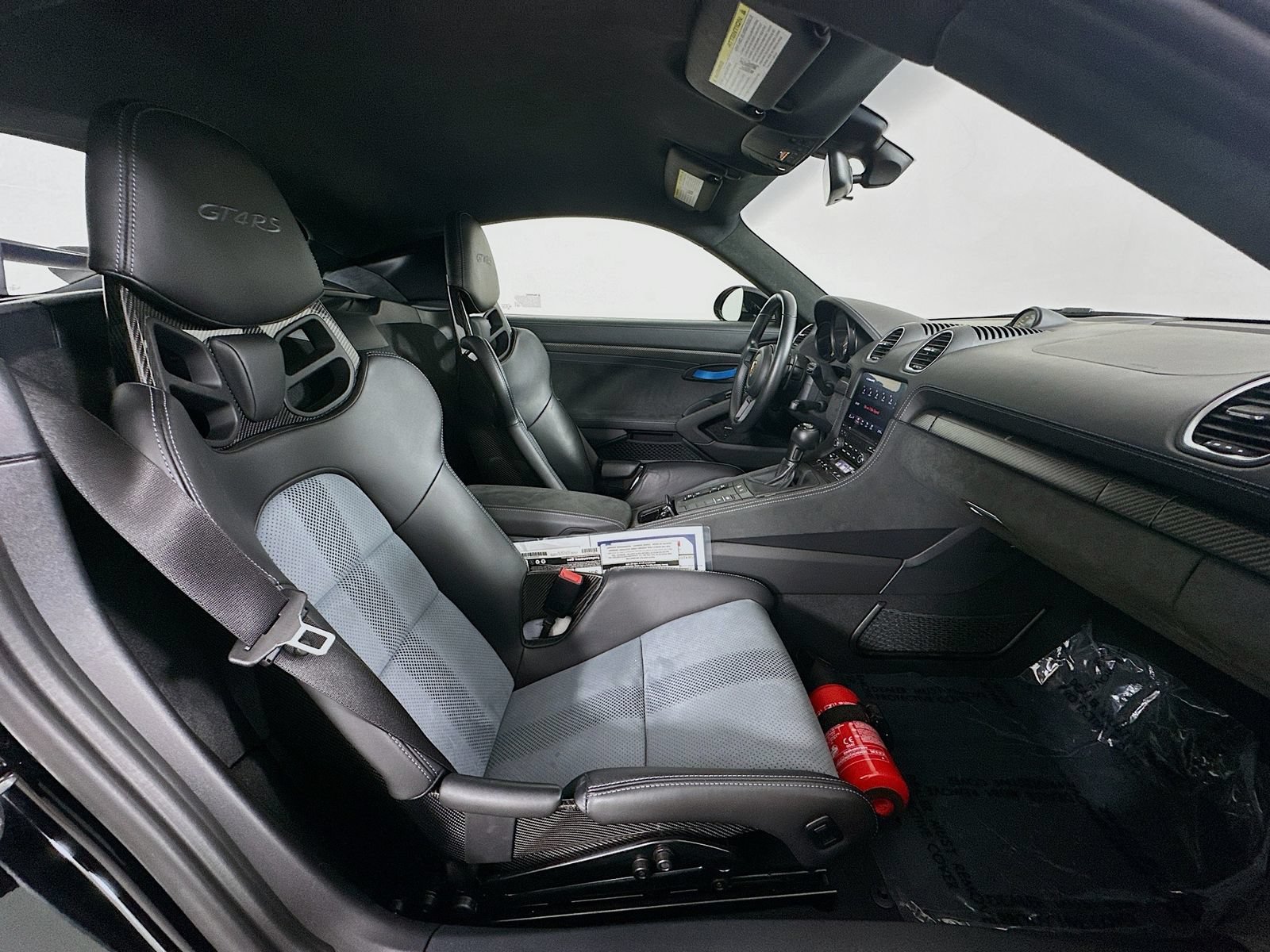 Used 2023 Porsche 718 Cayman GT4 RS RWD image 38