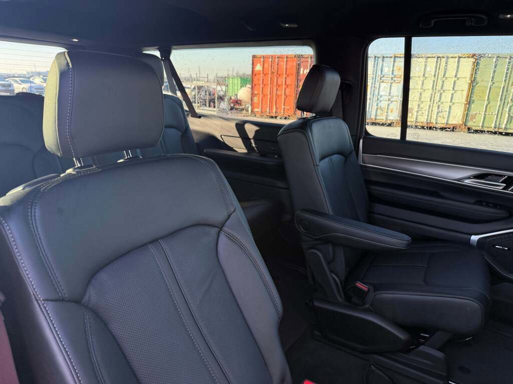 New 2026 Jeep Grand Wagoneer L Limited image 24