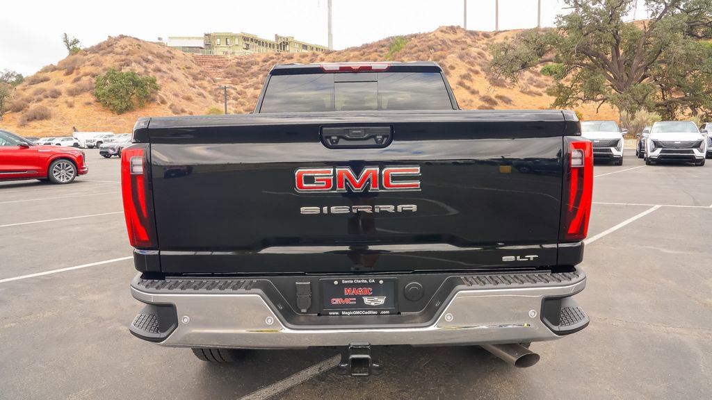 New 2026 GMC Sierra 3500 SLT w/ SLT Premium Package image 8