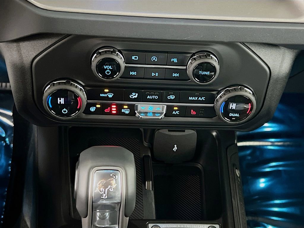 New 2025 Ford Bronco Outer Banks image 9