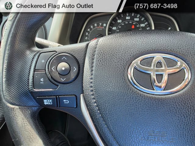 Used 2015 Toyota RAV4 LE FWD image 14