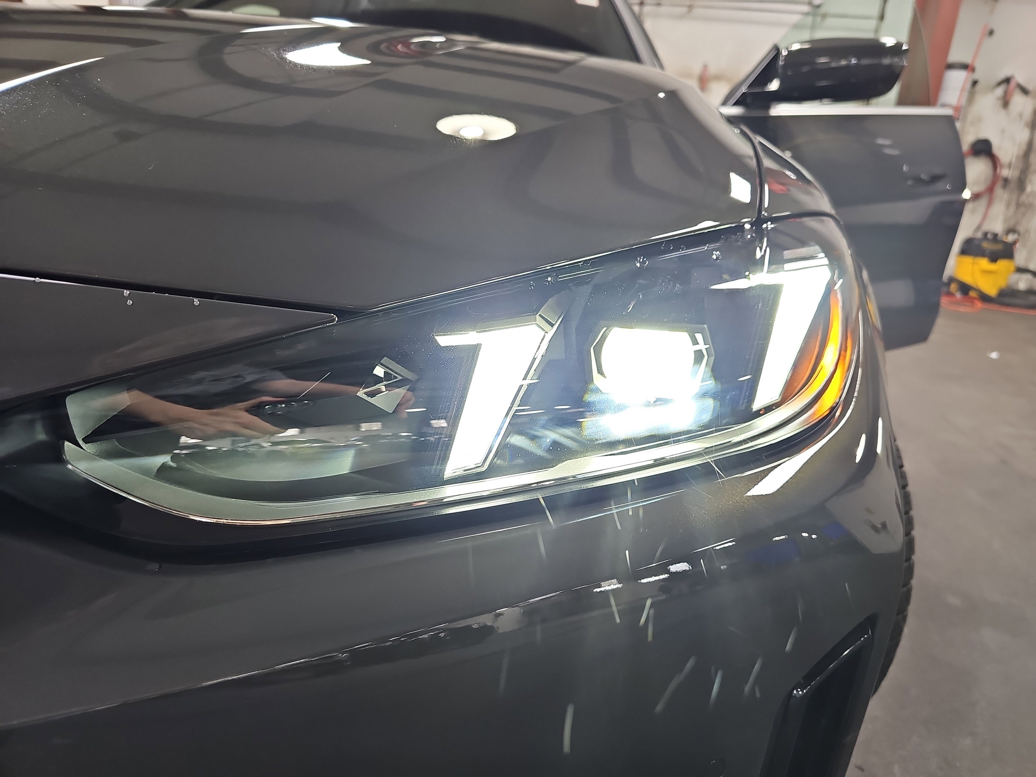 New 2026 BMW i4 xDrive40i w/ Premium Package AWD/4WD image 33