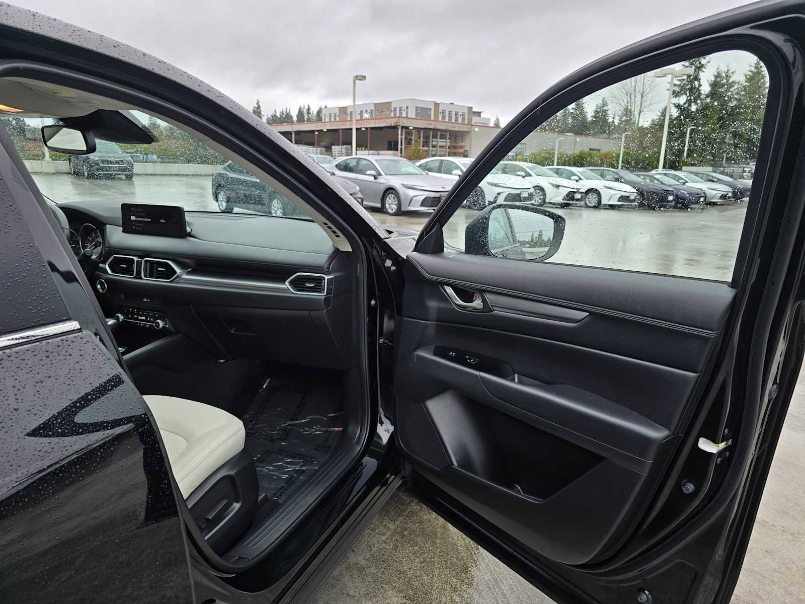 Used 2023 MAZDA CX-5 AWD 2.5 S w/ Preferred Package image 11