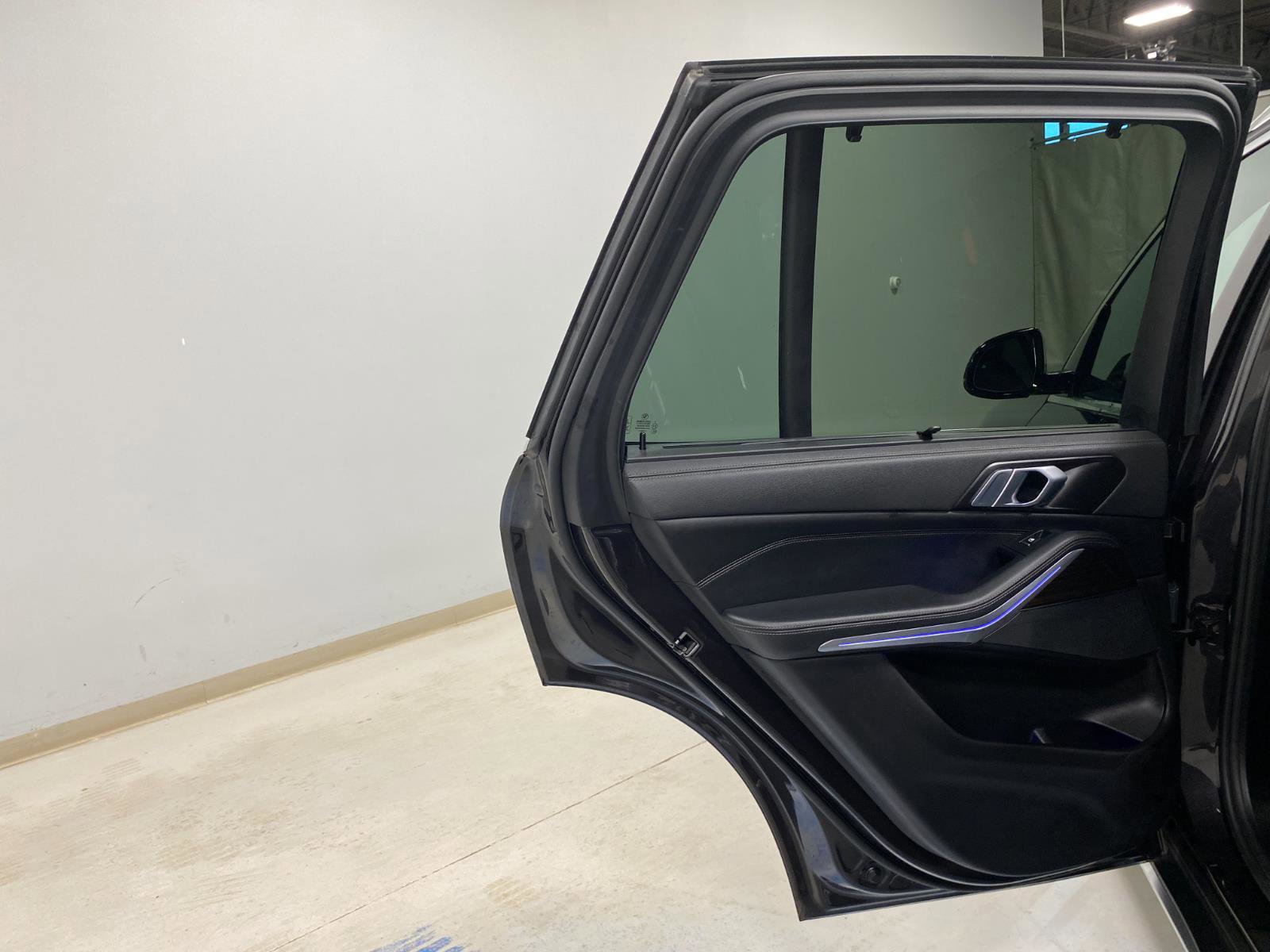 Certified 2023 BMW X5 xDrive40i w/ Executive Package image 23