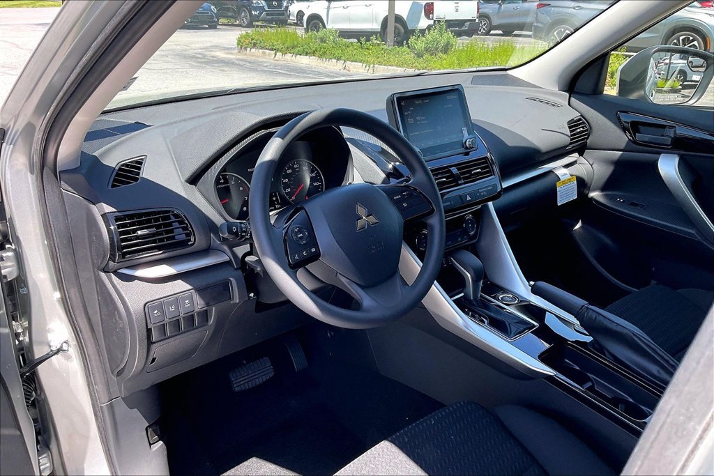 New 2026 Mitsubishi Eclipse Cross ES AWD/4WD image 6