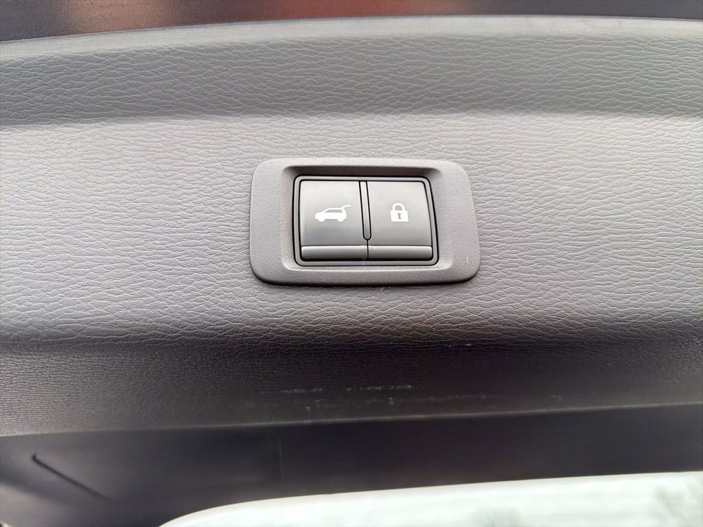 Used 2024 Mitsubishi Outlander SE image 23