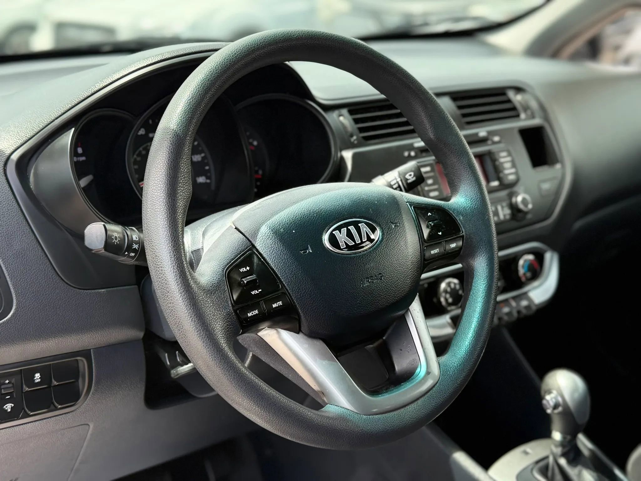 Used 2015 Kia Rio LX FWD image 21