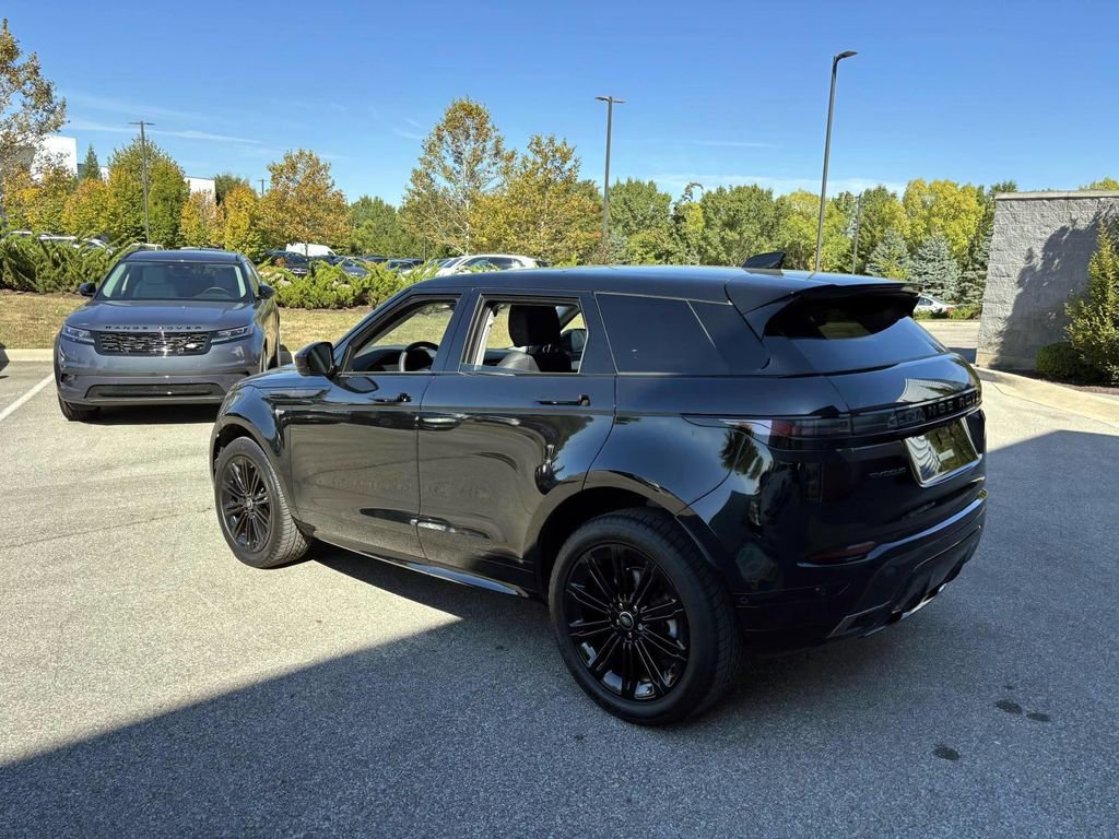 Certified 2025 Land Rover Range Rover Evoque Dynamic SE image 7