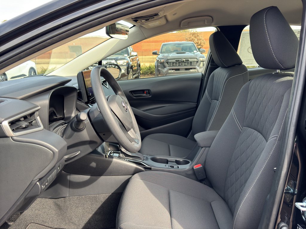 Used 2026 Toyota Corolla LE FWD image 12