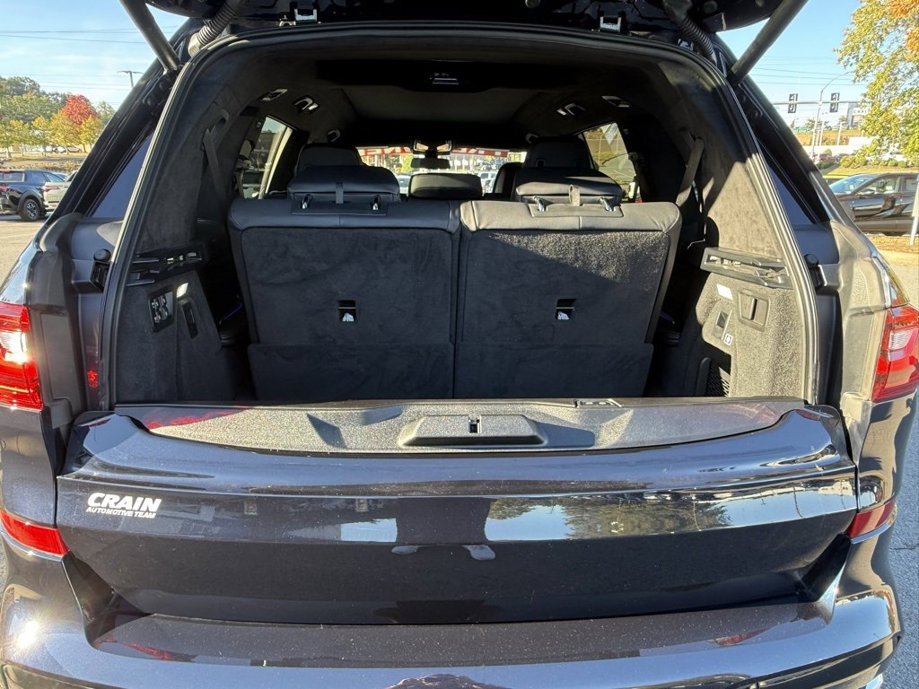 Used 2022 BMW X7 xDrive40i w/ M Sport Package image 7