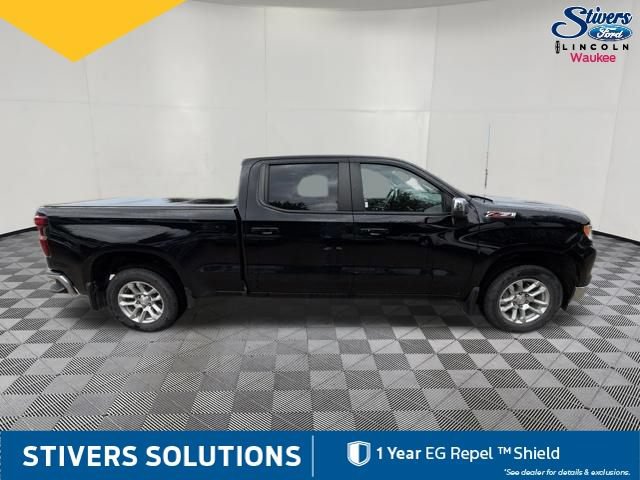 Used 2023 Chevrolet Silverado 1500 LT AWD/4WD image 5