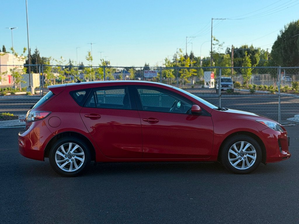 Used 2013 MAZDA MAZDA3 i Touring FWD image 5
