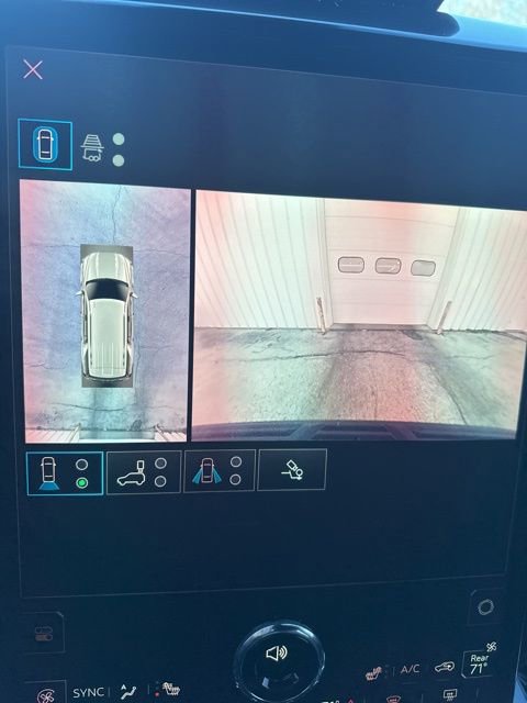 Used 2025 GMC Yukon Denali Ultimate w/ LPO, Floor Liner Package image 27