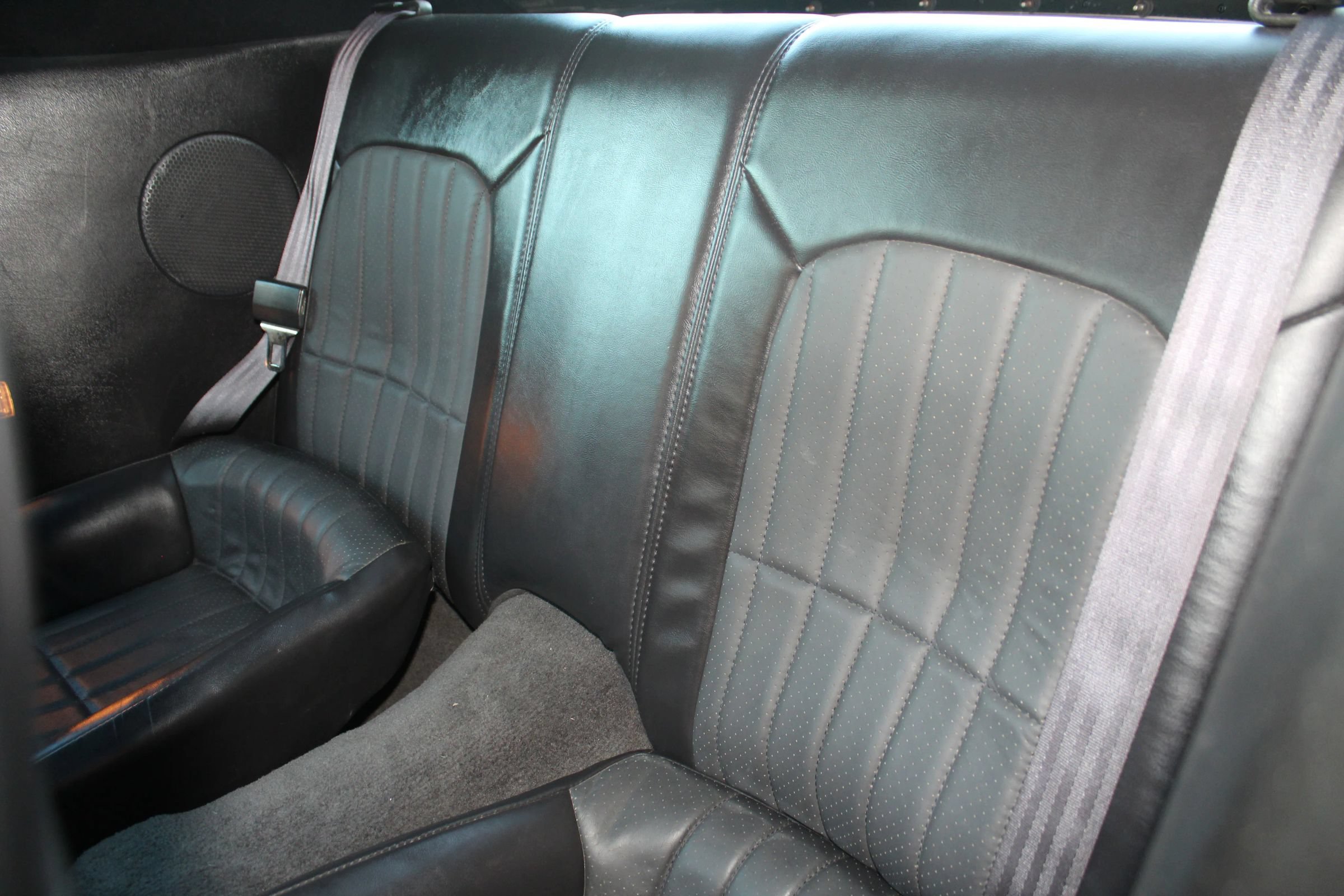 Used 2000 Chevrolet Camaro Z28 RWD image 13