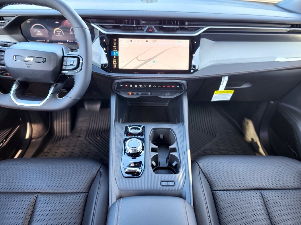 Used 2026 Jeep Cherokee Limited AWD/4WD image 14