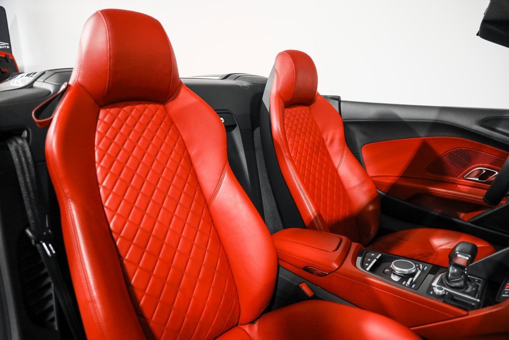 Used 2018 Audi R8 V10 plus image 31