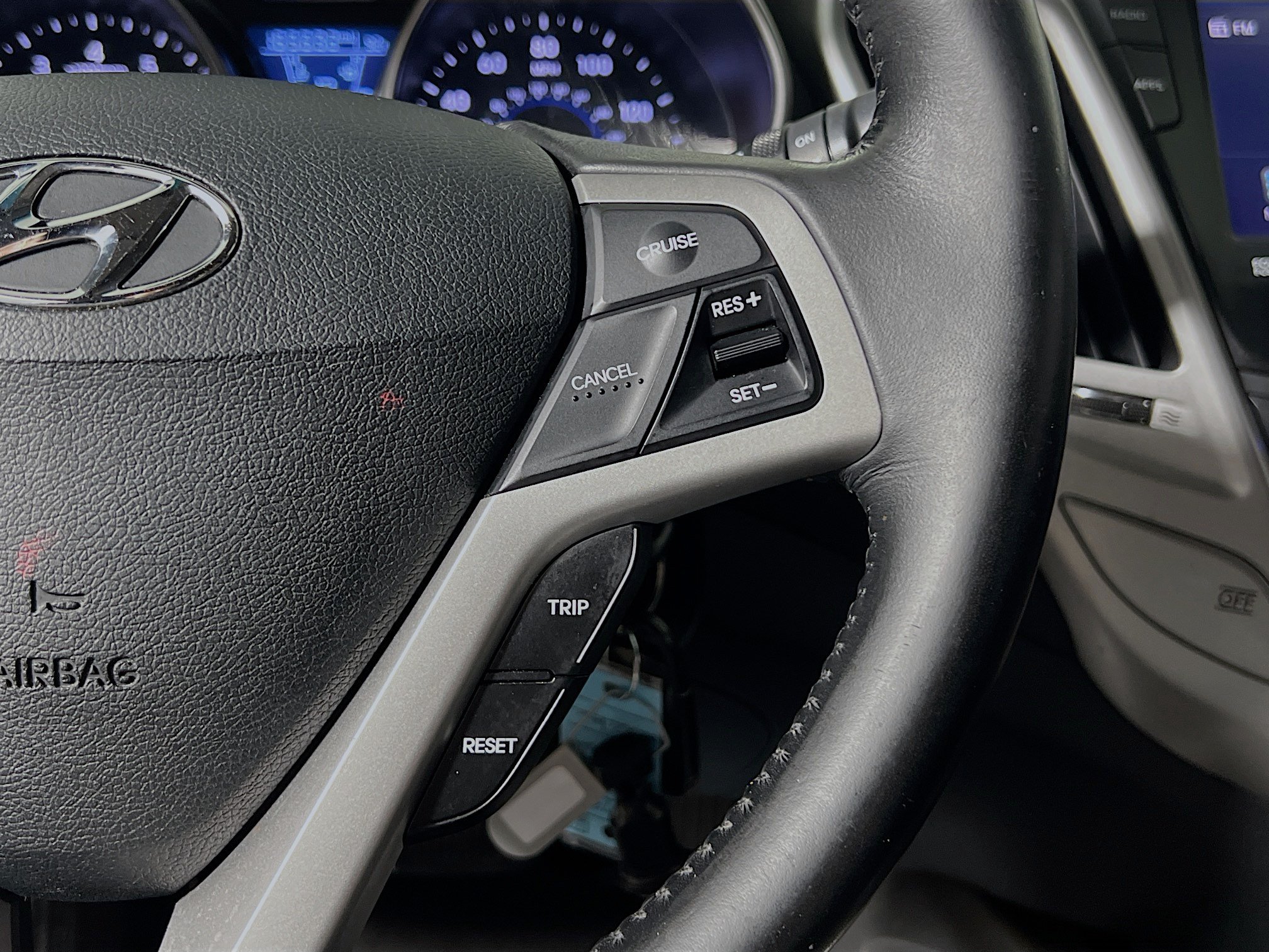 Used 2017 Hyundai Veloster FWD image 20