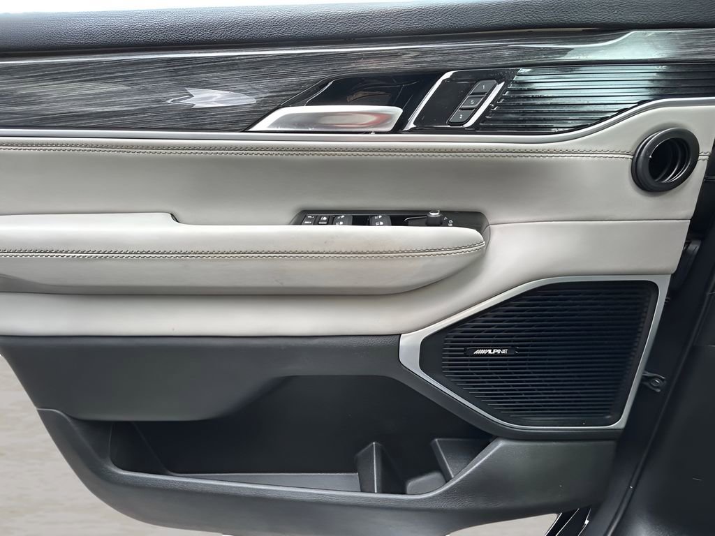 Used 2022 Jeep Wagoneer Series II image 32