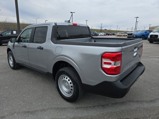 Certified 2022 Ford Maverick XL image 3