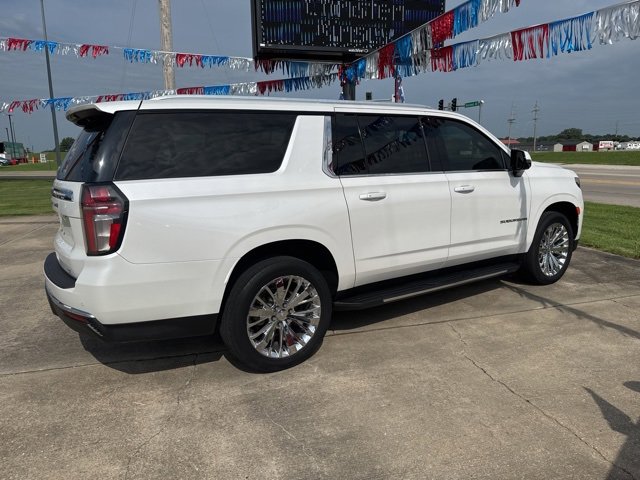 Used 2021 Chevrolet Suburban LT w/ LT Signature Package image 6