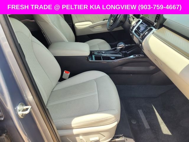 Used 2023 Kia Sorento SX AWD/4WD image 10