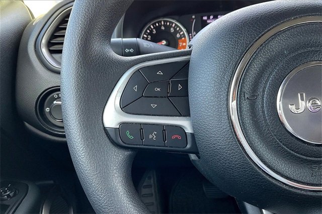 Used 2023 Jeep Renegade Latitude image 20