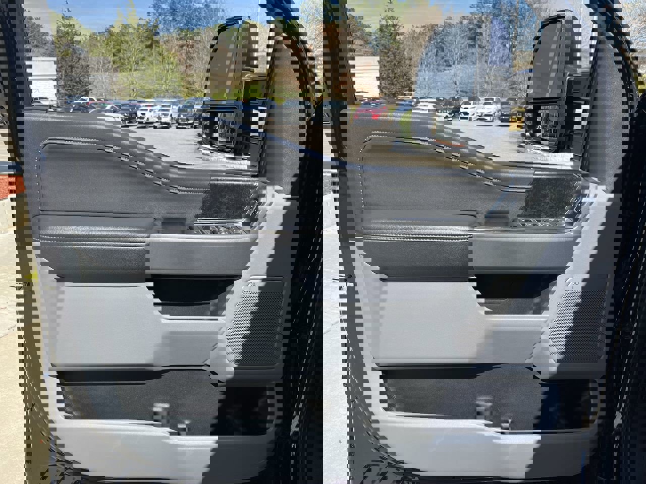 Used 2023 Ford F250 XLT w/ XLT Premium Package image 19