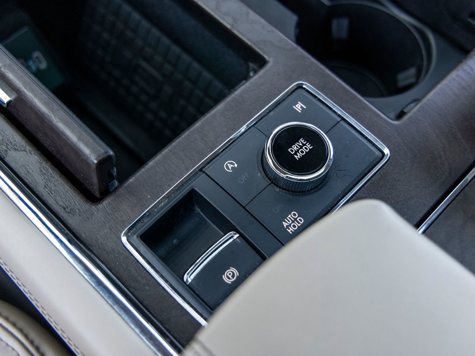 Used 2023 Lincoln Navigator Reserve image 38