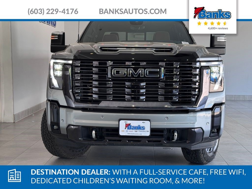 Certified 2025 GMC Sierra 3500 Denali Ultimate AWD/4WD image 3