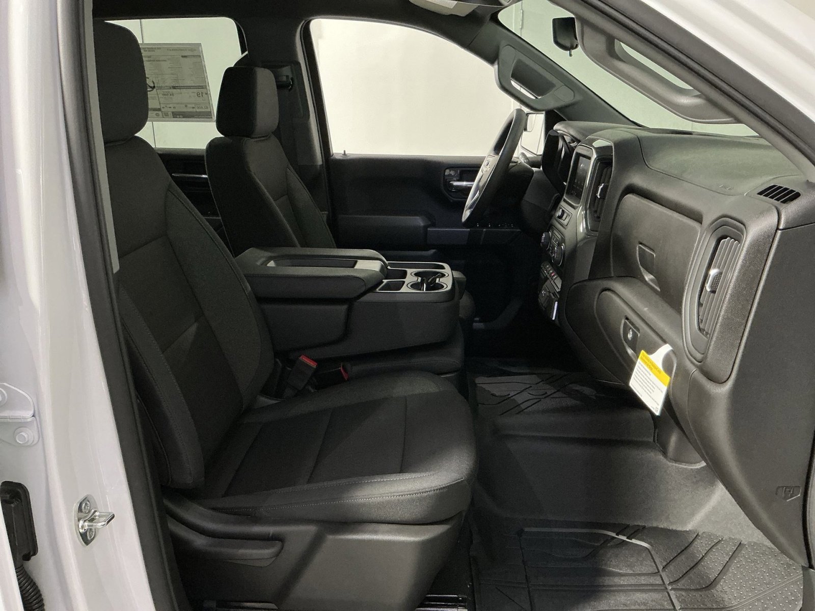 New 2026 Chevrolet Silverado 1500 Custom w/ Turbomax Blackout Package image 32