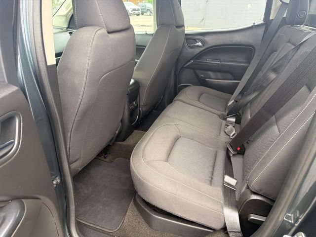Used 2017 Chevrolet Colorado LT w/ LT Convenience Package RWD image 17