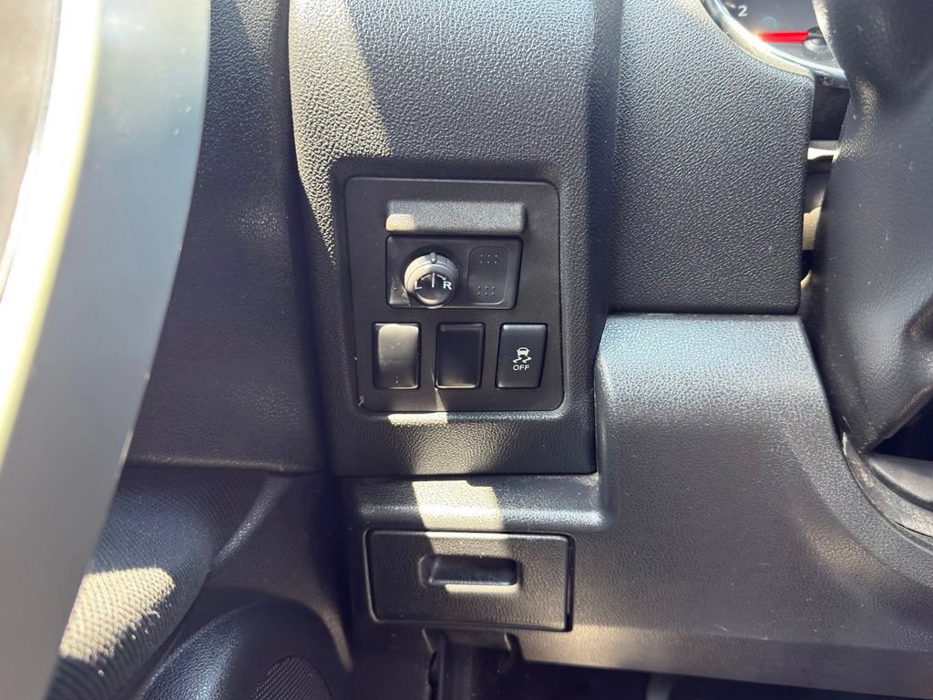 Used 2012 Nissan Rogue S w/ Special Edition Pkg FWD image 17