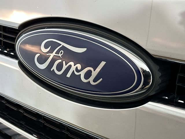 Used 2016 Ford F250 Lariat w/ Lariat Ultimate Package image 23