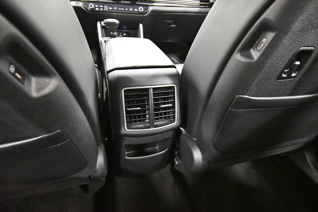 Certified 2026 Kia Sportage X-Line w/ X-Line Technology Package AWD/4WD image 16