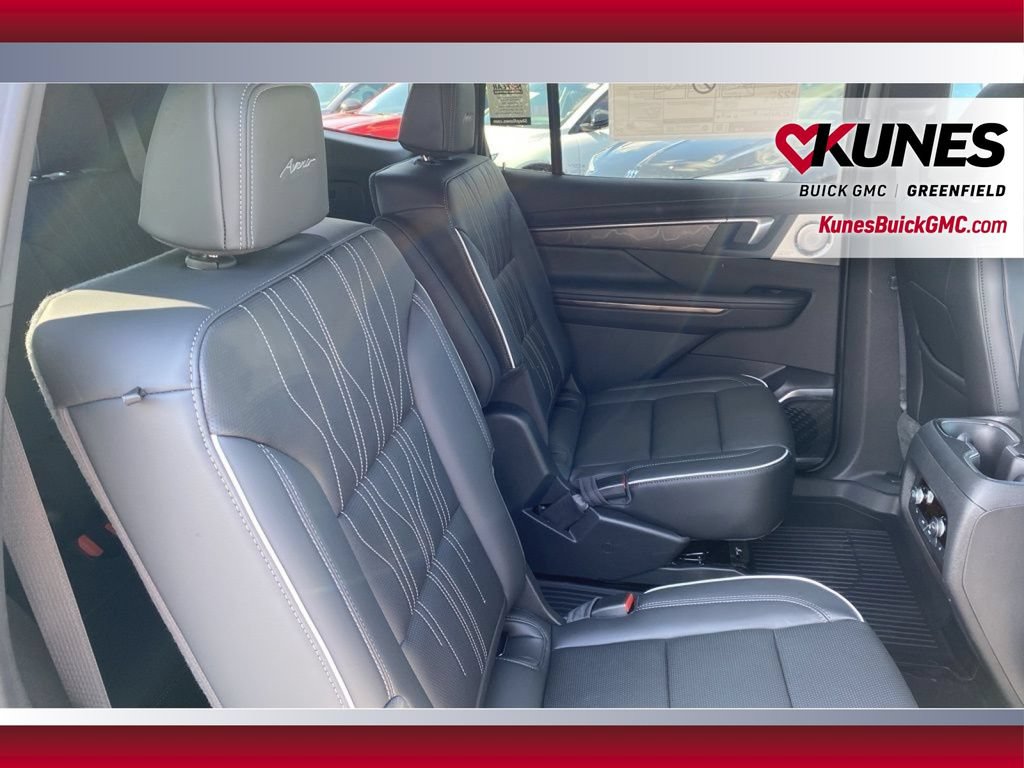 New 2026 Buick Enclave Avenir w/ Super Cruise Package FWD image 46