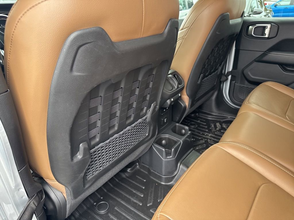 Used 2023 Jeep Gladiator Rubicon w/ Cold Weather Group image 37