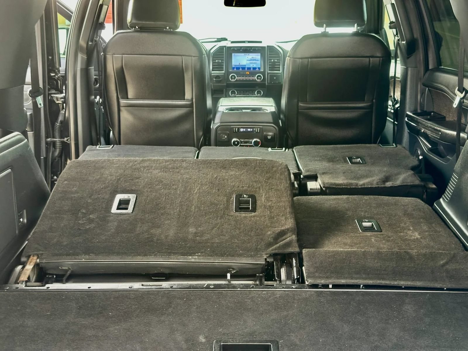 Used 2021 Ford Expedition Limited RWD image 23