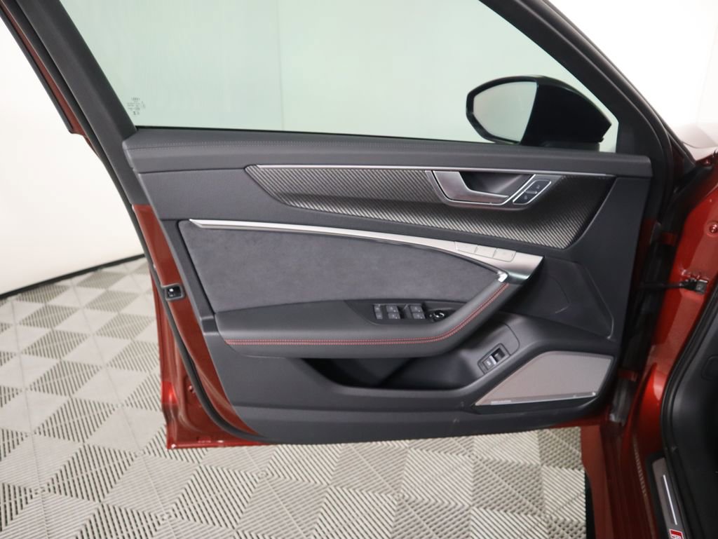 New 2025 Audi RS 6 performance image 26