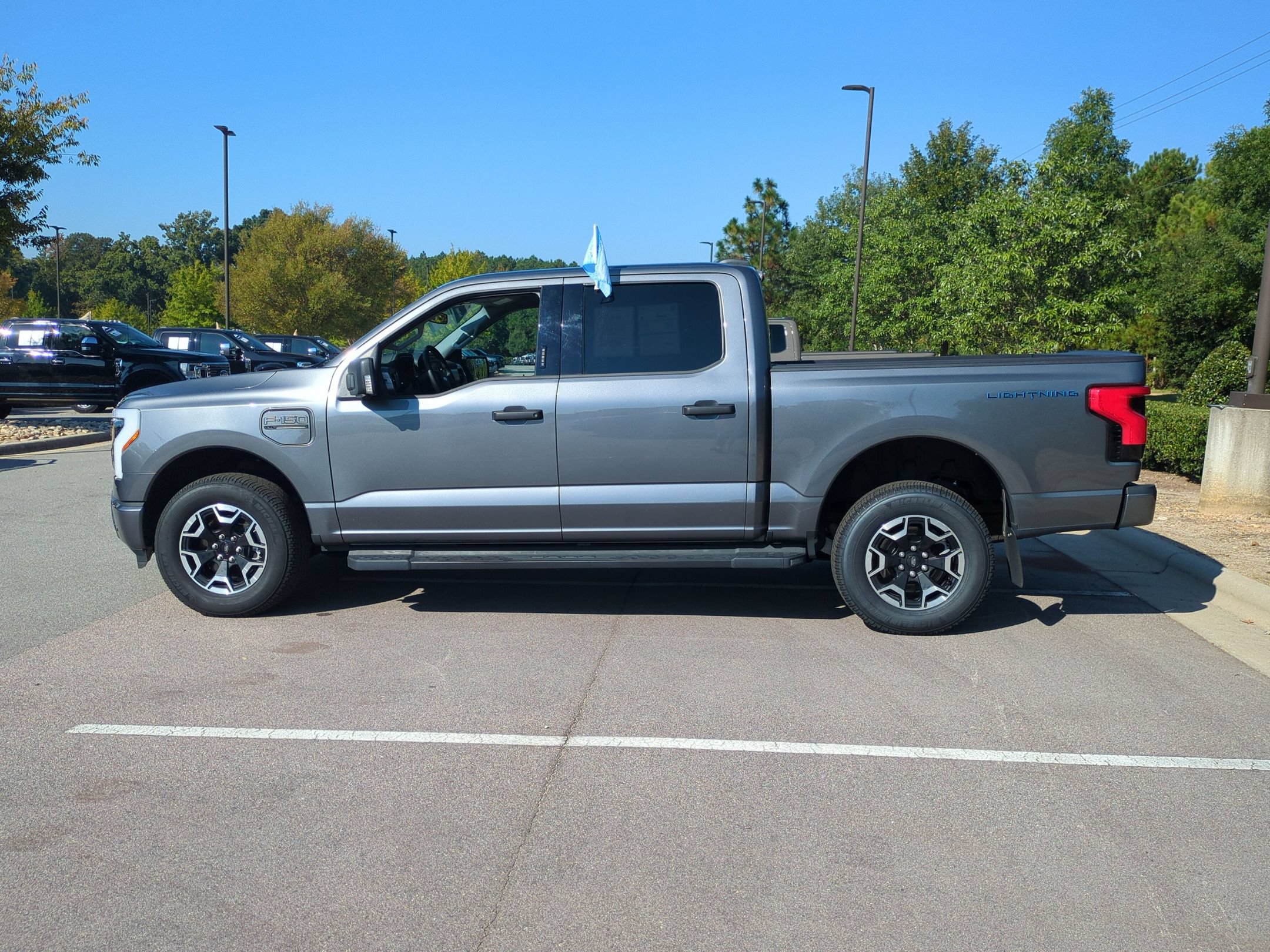 Certified 2023 Ford F150 Lightning XLT AWD/4WD image 7
