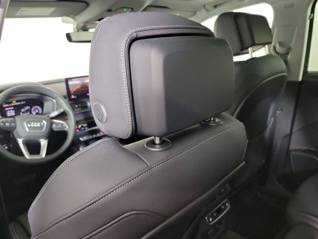 Used 2023 Audi Q5 e Prestige w/ Prestige Package AWD/4WD image 15