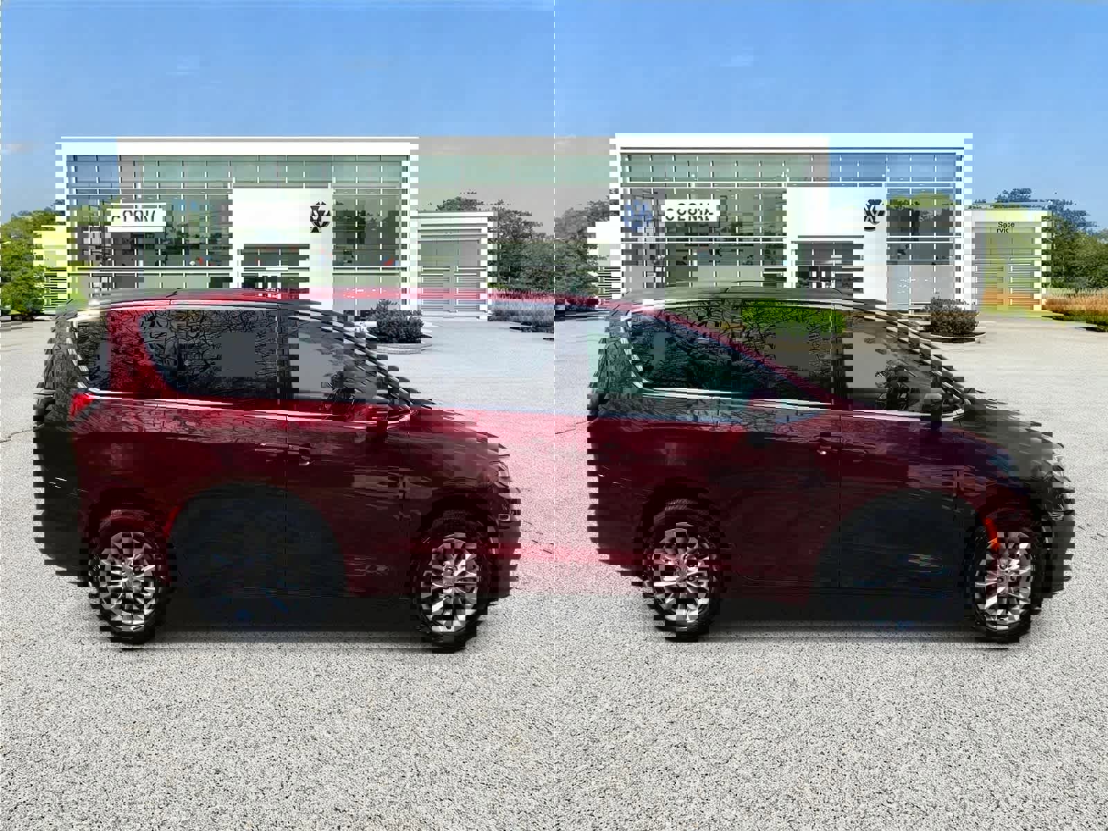 Used 2023 Chrysler Pacifica Touring-L AWD/4WD image 6