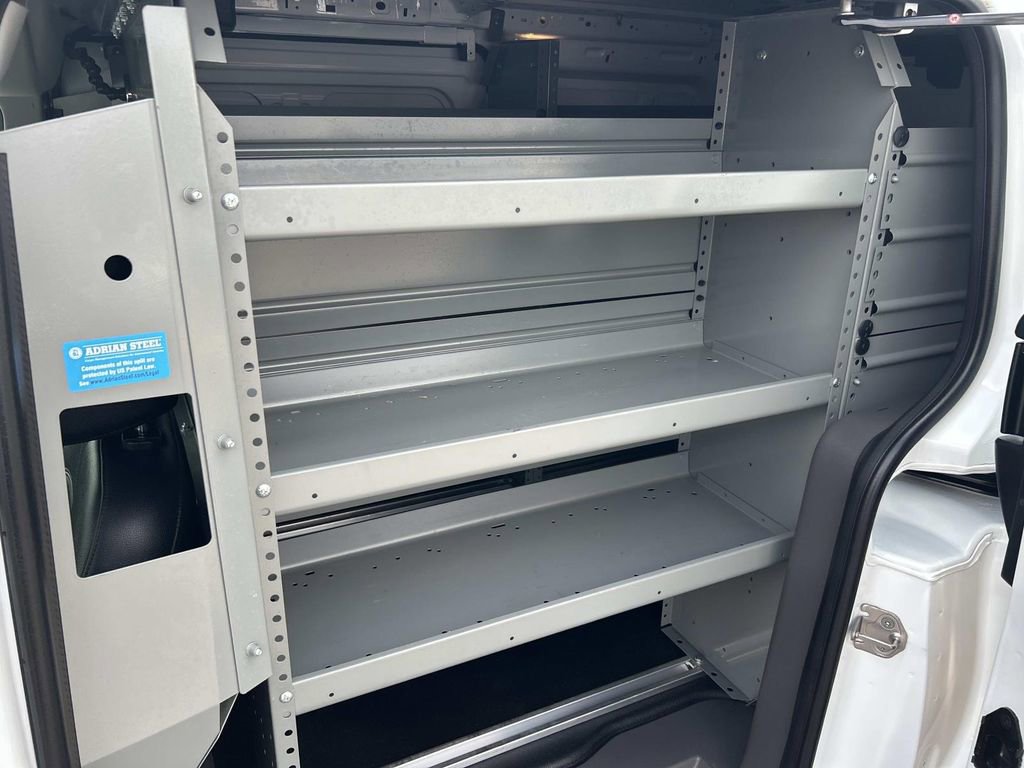 Used 2022 Ford Transit Connect XL image 22