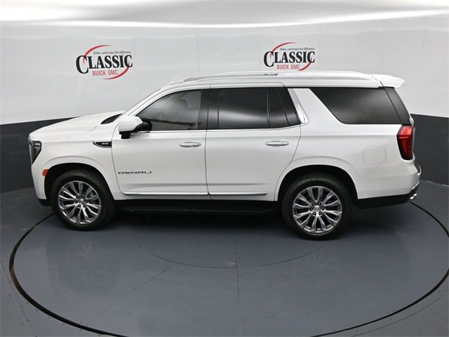 Used 2021 GMC Yukon Denali w/ LPO, Illumination Package image 16