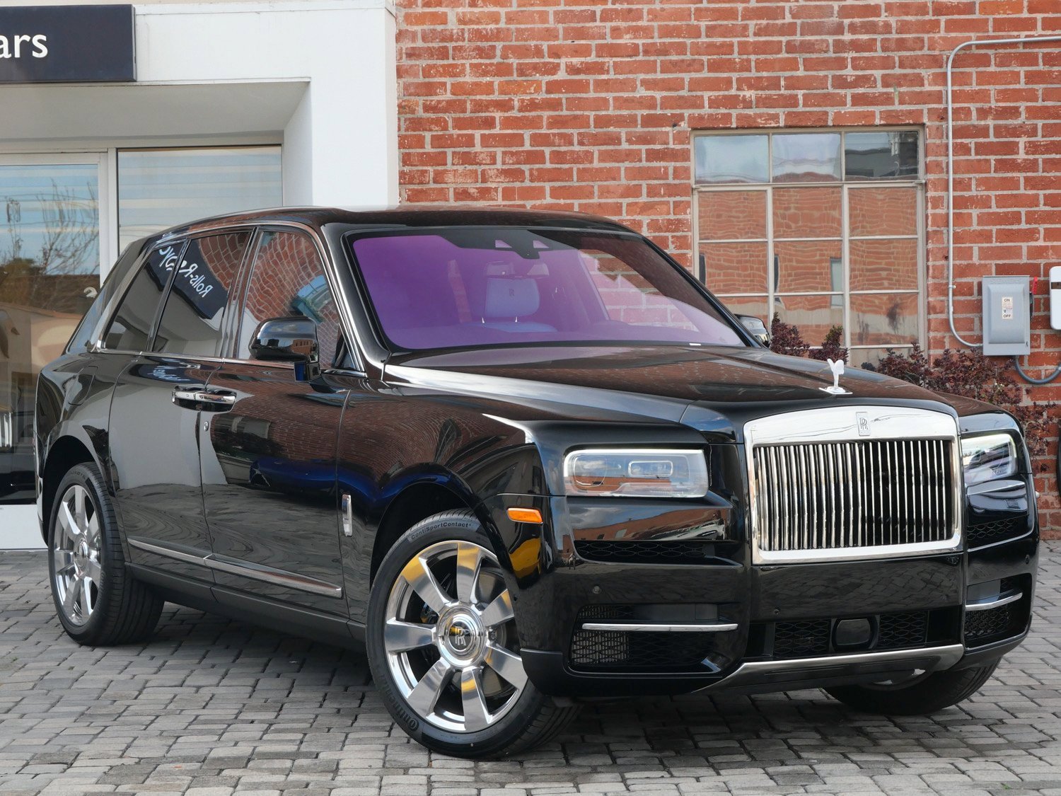 Used 2024 Rolls-Royce Cullinan image 18