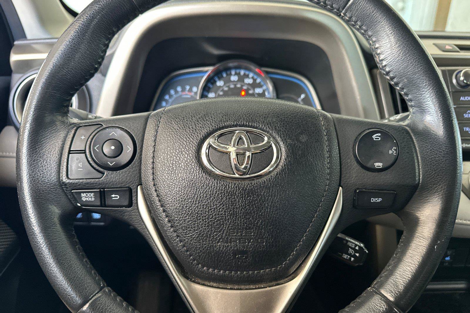 Used 2013 Toyota RAV4 Limited AWD/4WD image 23