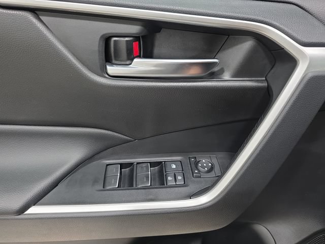 Certified 2022 Toyota RAV4 XLE w/ Convenience Package AWD/4WD image 28