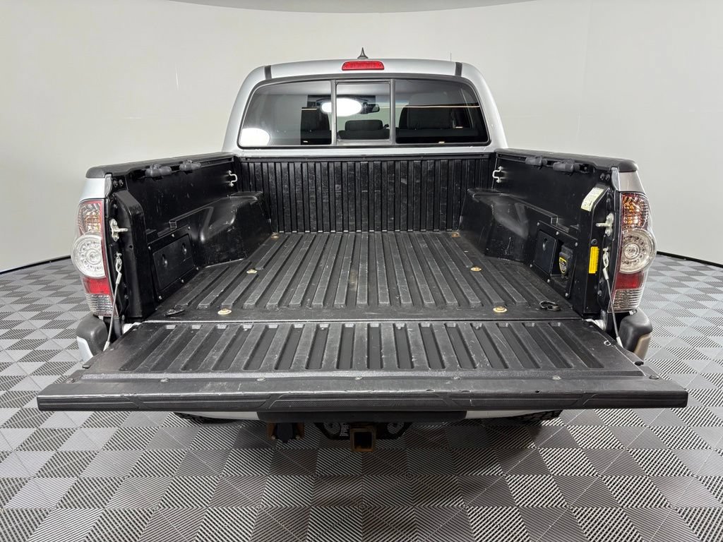 Used 2013 Toyota Tacoma 4x4 Double Cab w/ TRD Sport Pkg image 10